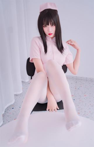 [Cosplay] 轩萧学姐 粉色护士